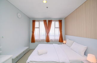 Photo 2 - Elegant 3BR + 1 Apartment with Private Lift & 80 mbps internet at The Lavande Residence