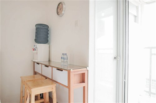 Photo 7 - Comfort Studio Room At Bassura City Apartment