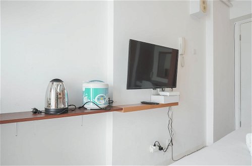 Foto 4 - Comfort Studio Room At Bassura City Apartment