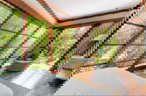 Foto 8 - Secluded Beachfront Villa Manis, 5br, Candidasa