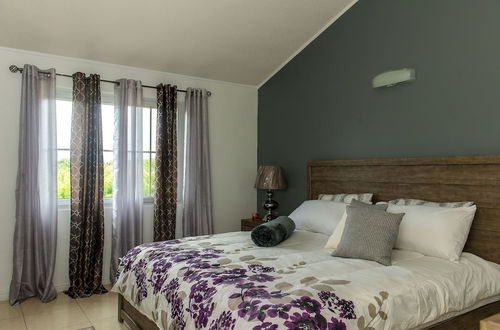 Photo 5 - The Beach House II Bedroom with