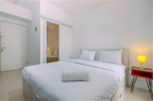 Photo 5 - Comfy and Modern Studio Pakubuwono Terrace Apartment