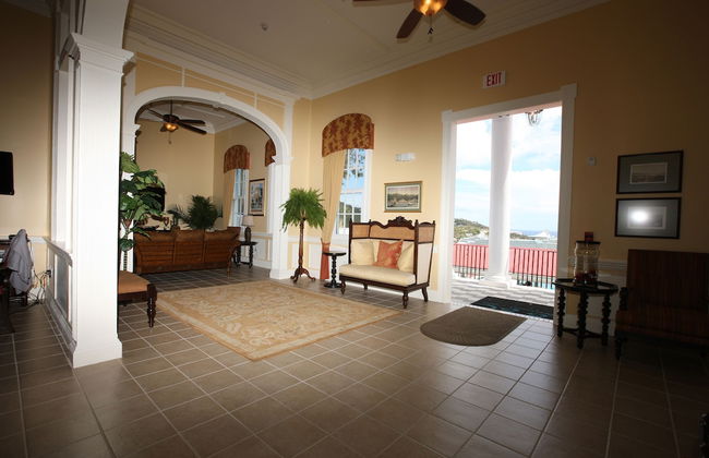 Hilltop Villas at Bluebeard's Castle - Photo 4