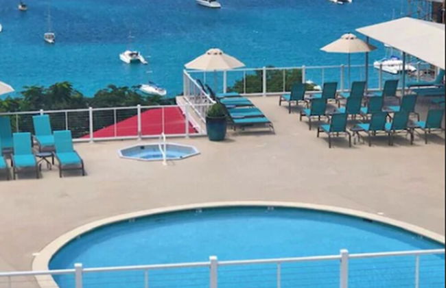 Hilltop Villas at Bluebeard's Castle - Photo 15