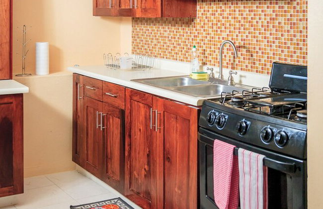 Skyview Manor Guest Apartments - Photo 19