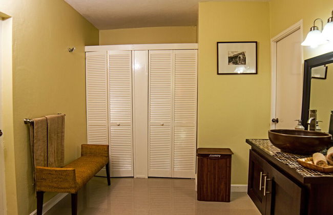 Skyview Manor Guest Apartments - Photo 46