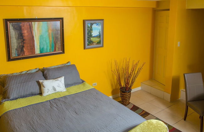 Skyview Manor Guest Apartments - Photo 6