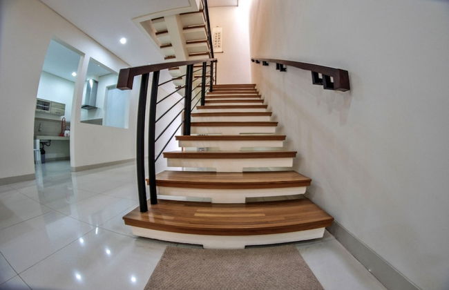 De Orion Setiabudi Villa - Foto 10