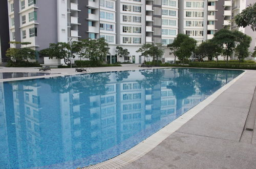 Foto 52 - City Living with Panoramic Sea Views at Danga Bay