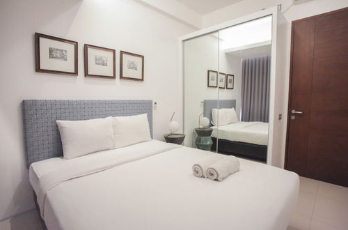 Photo 6 - Premium 2BR Apartment near Marvell City Mall at The Linden