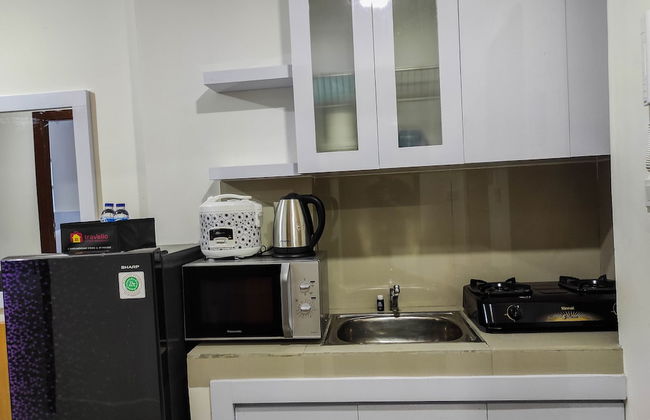 Homey and Comfy 2BR at Vida View Apartment - Foto 10