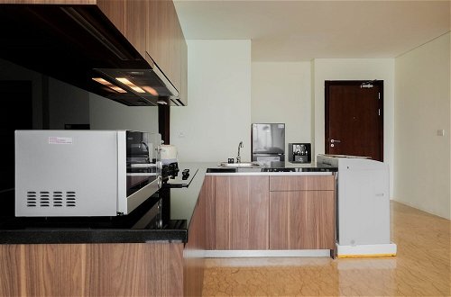Foto 10 - 3BR Pancoran L'Avenue Comfy Apartment
