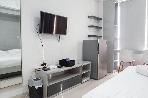 Photo 7 - Compact And Stylish Studio Apartment At Taman Melati Surabaya