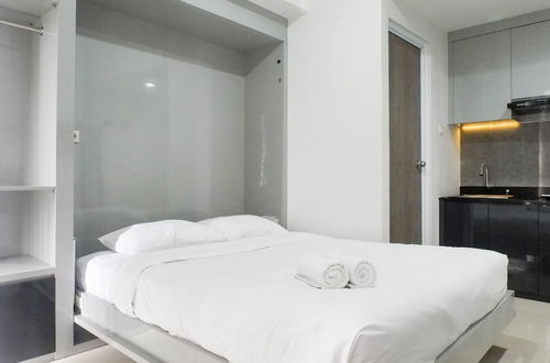 Foto 3 - Compact And Stylish Studio Apartment At Taman Melati Surabaya