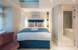 Photo 3 - Fitzrovia by Viridian Apartments