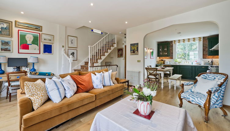 Photo 1 - Delightful Apartment in Brackenbury Village Near Hammersmith by UnderTheDoormat