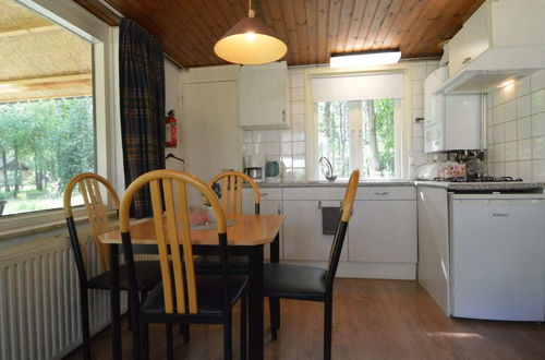 Foto 2 - Detached Bungalow With Lovely Covered Terrace in a Nature Rich Holiday Park