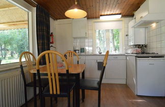 Foto 2 - Detached Bungalow With Lovely Covered Terrace in a Nature Rich Holiday Park