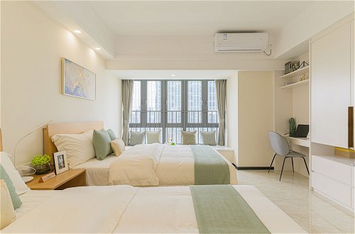 Photo 18 - Bainianhui International Apartment
