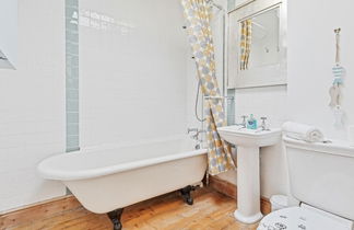 Photo 1 - Pebble Mews House - Sleeps 6 to 8 Guests