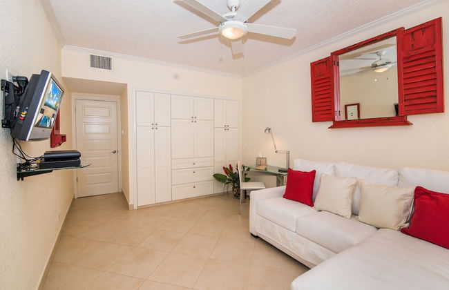 The Colonial Club, Oceanfront Condos - Foto 25