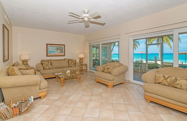 The Colonial Club, Oceanfront Condos - Foto 2