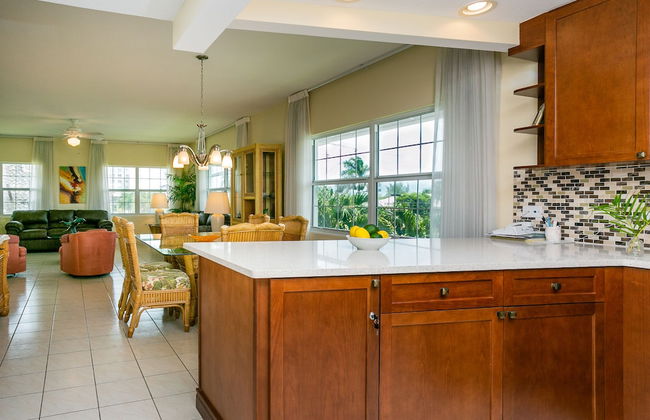 The Colonial Club, Oceanfront Condos - Foto 50