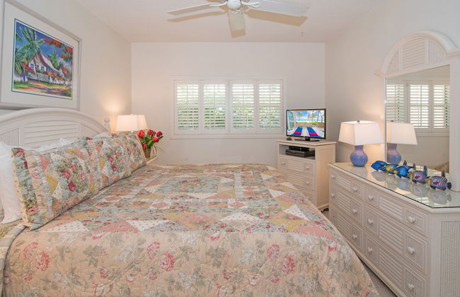 The Colonial Club, Oceanfront Condos - Foto 9