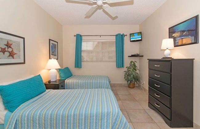 The Colonial Club, Oceanfront Condos - Foto 5