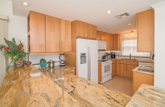 The Colonial Club, Oceanfront Condos - Foto 60