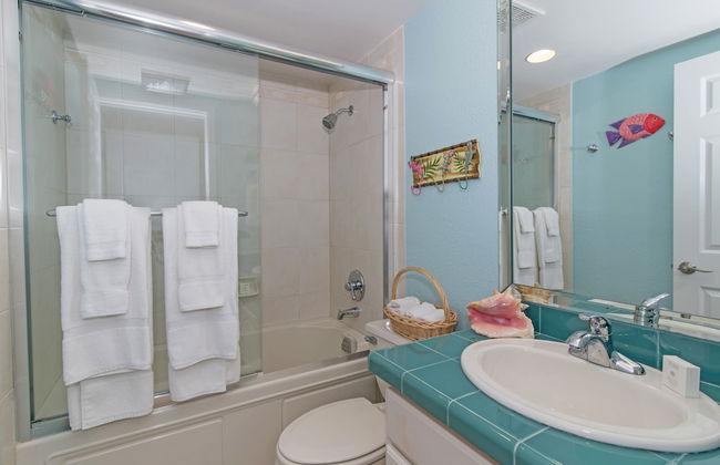 The Colonial Club, Oceanfront Condos - Foto 7