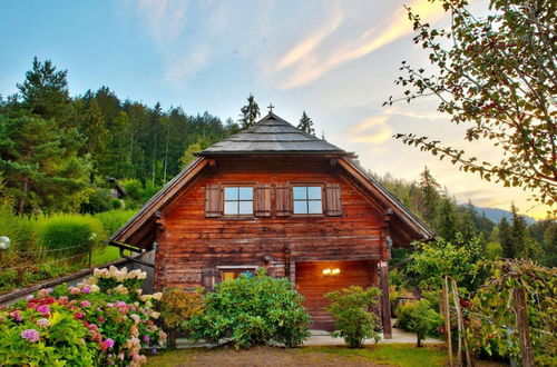 Photo 6 - Chalet Podgorje With Pool