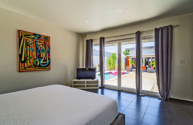 Stunning Modern Home, Near Beaches Full AC - Foto 5