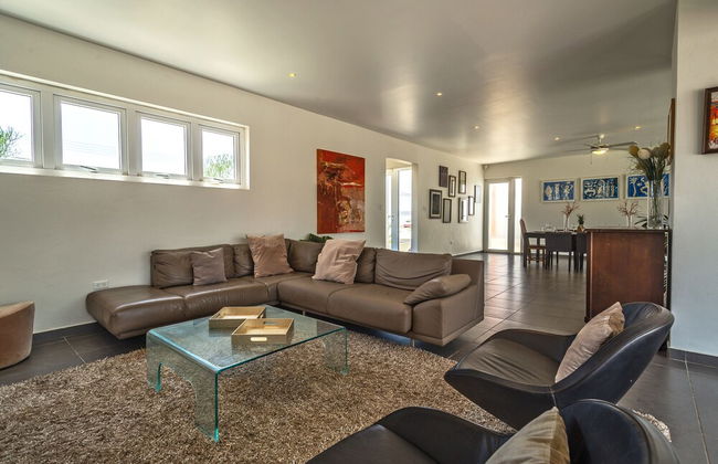 Stunning Modern Home, Near Beaches Full AC - Foto 12