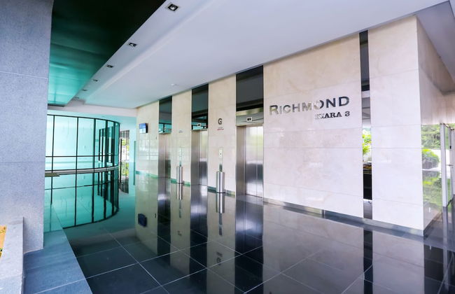 Richmond & Aston Kiara Suites KL - Photo 2