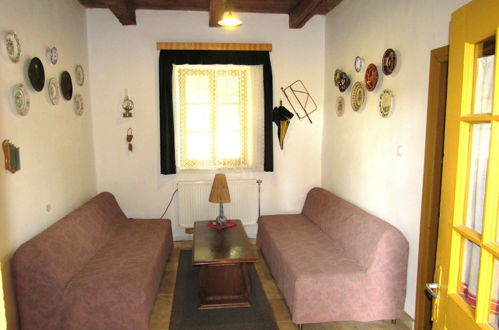 Photo 2 - Room in Farmhouse - Rustic Charm - two Bedroom Suite 8601