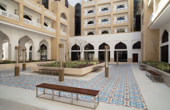 Al Najada Doha Hotel Apartments by Oaks - Photo 25