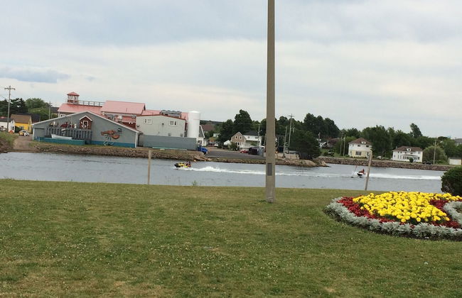 Cottage Jasmine on the Shediac Bay With hot tub - Foto 28