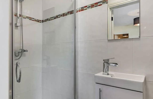 Lovely Stunning 2-bed Cottage in Torquay - Foto 22