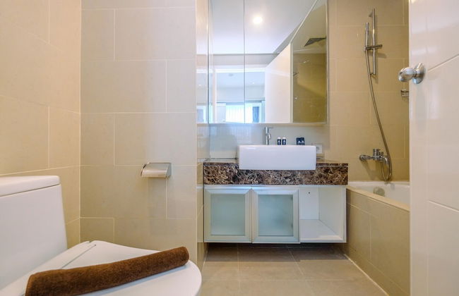 Luxury and Premium 2BR Apartment at Casa Grande Residence - Foto 15