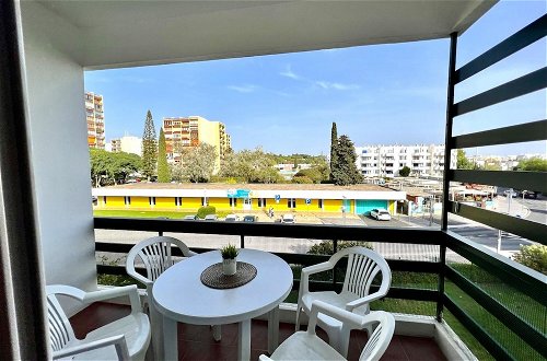Photo 14 - Vilamoura Central 4 With Pool by Homing