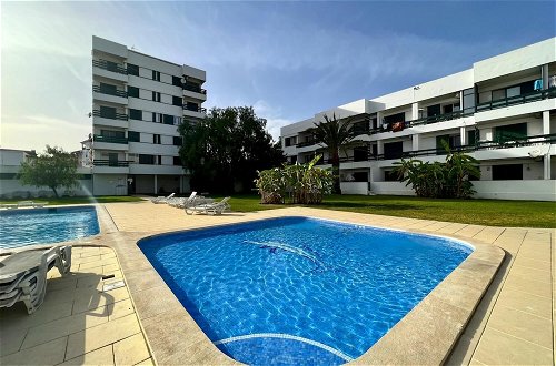 Foto 1 - Vilamoura Central 4 With Pool by Homing