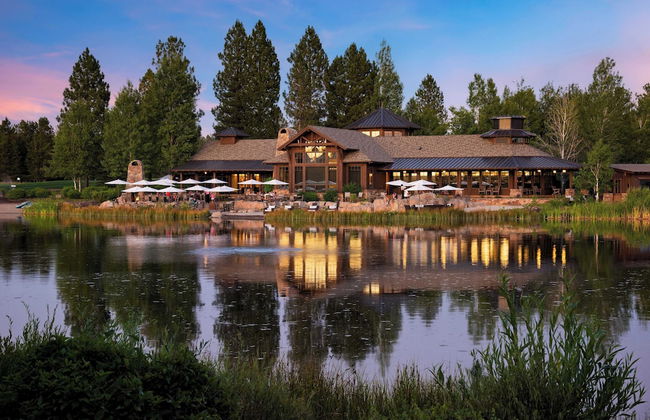 Klamath by Avantstay Gorgeous Mountain Home w/ Fire Pit, Spa & Lake Views - Foto 2