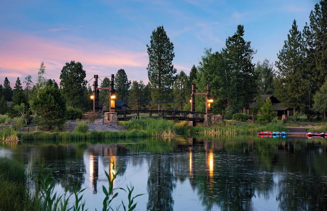 Klamath by Avantstay Gorgeous Mountain Home w/ Fire Pit, Spa & Lake Views - Foto 37