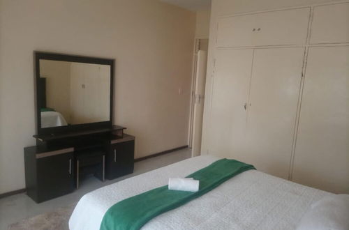 Foto 9 - Spacious Executive Holiday Apartment In Bulawayo