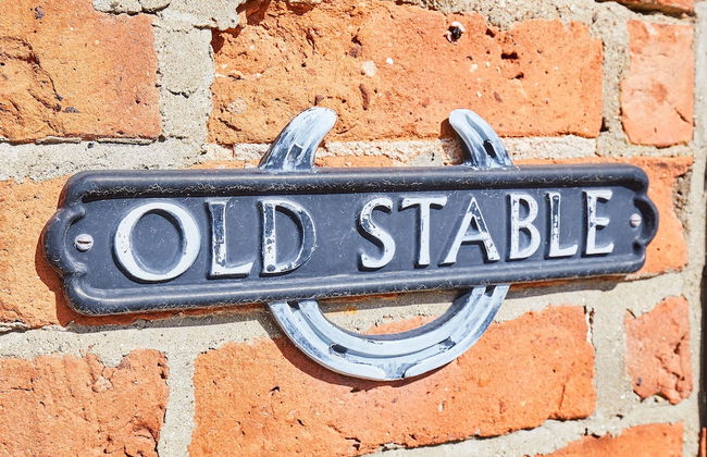 Host Stay Old Stable Cottage - Foto 12