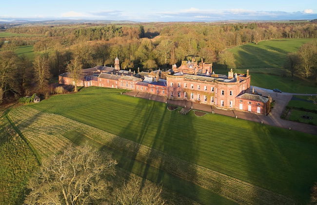 Characterful Couples Getaway in a Country Estate - Foto 3