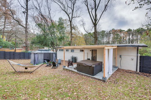 Foto 23 - Modern Atlanta Retreat: Private Hot Tub & Yard