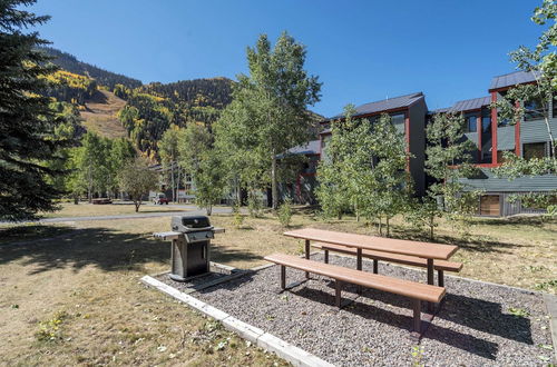 Photo 5 - Telluride Lodge 305 by Avantstay Close to Slopes & Town