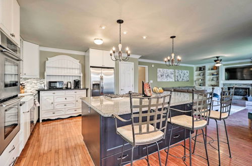 Photo 41 - Spacious Stockbridge Manor: Pool Table, 2 Kitchens